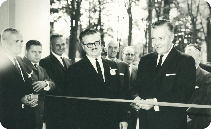 1961: New head office
